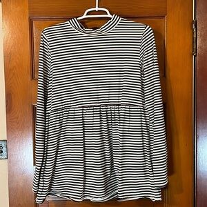 Hem & Thread long sleeve peplum blouse